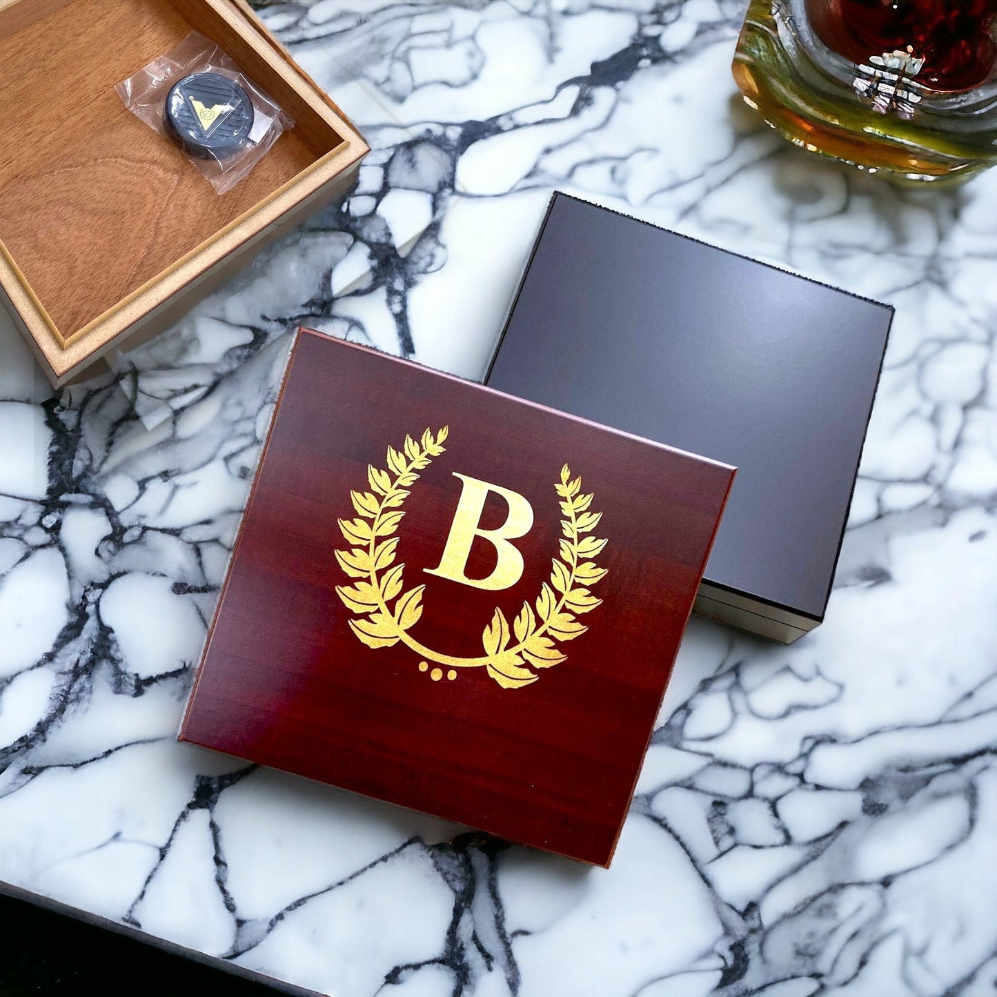Custom Cigar Box Humidor, Personalized Humidor for Cigars Lover Gift Box, Engraved Gift Box Gold Monogram Custom Name, Desktop Humidor
