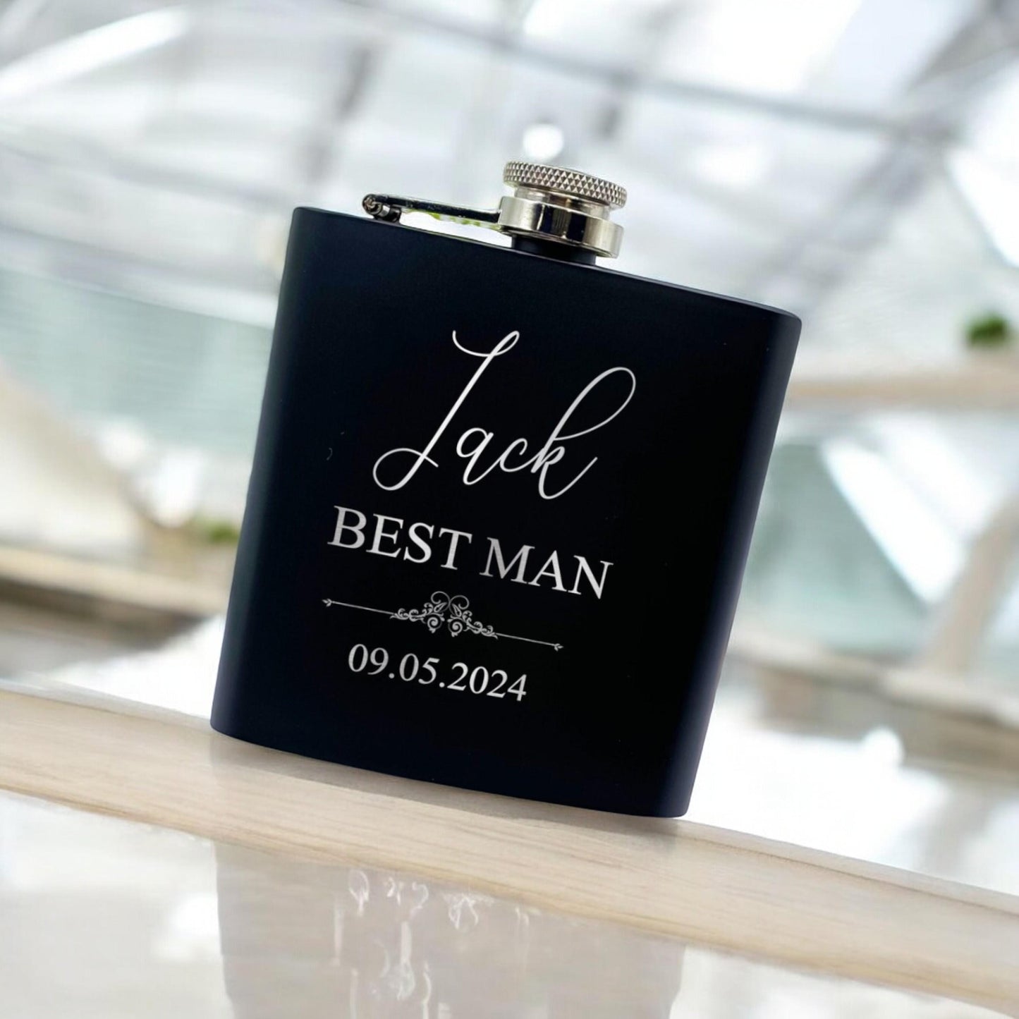 Personalized Groomsmen Flask Gift, Custom Black Flask for Wedding Party, Bachelor Party Gift